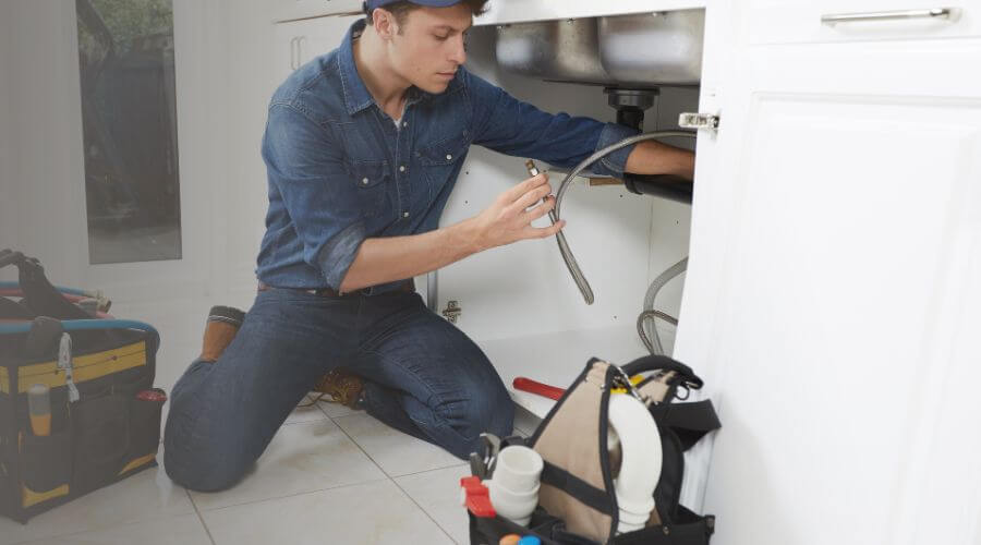 Expert burst pipe repair services in Mount Morris, IL